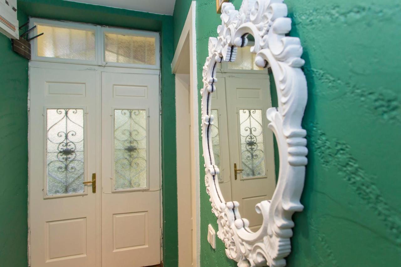 Social Guest House София Экстерьер фото