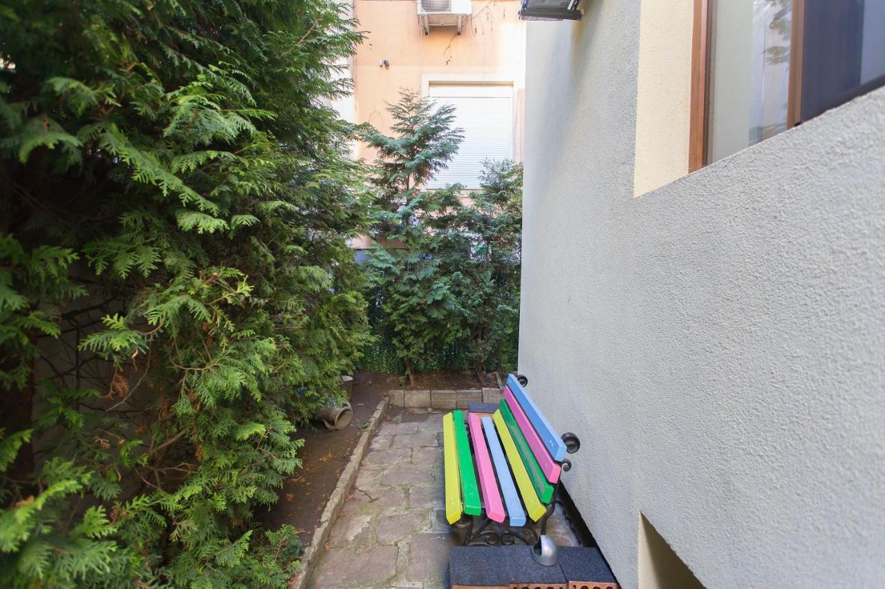 Social Guest House София Экстерьер фото