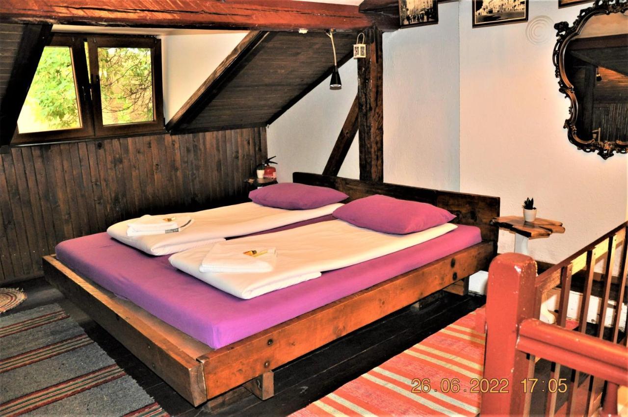 Social Guest House София Экстерьер фото
