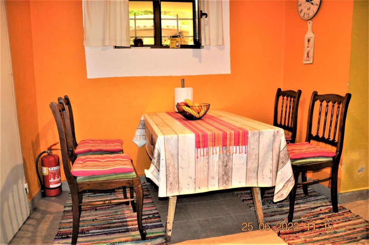 Social Guest House София Экстерьер фото
